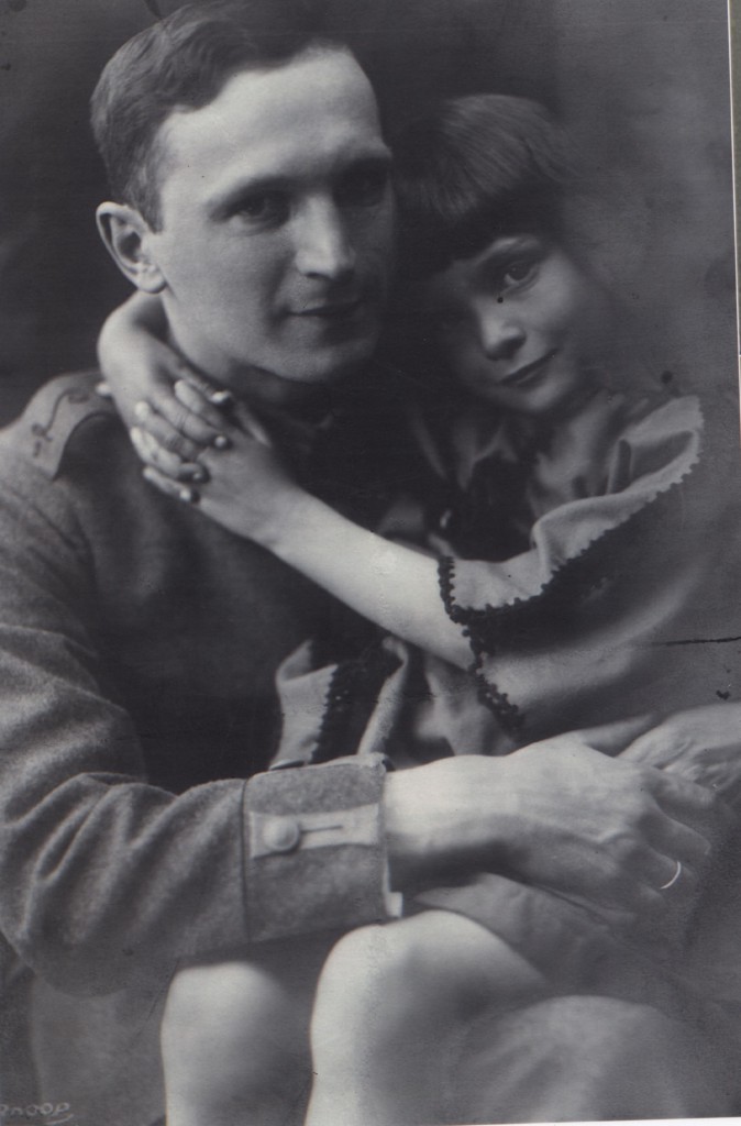 Ortmann in military uniform with his daughter Muschi